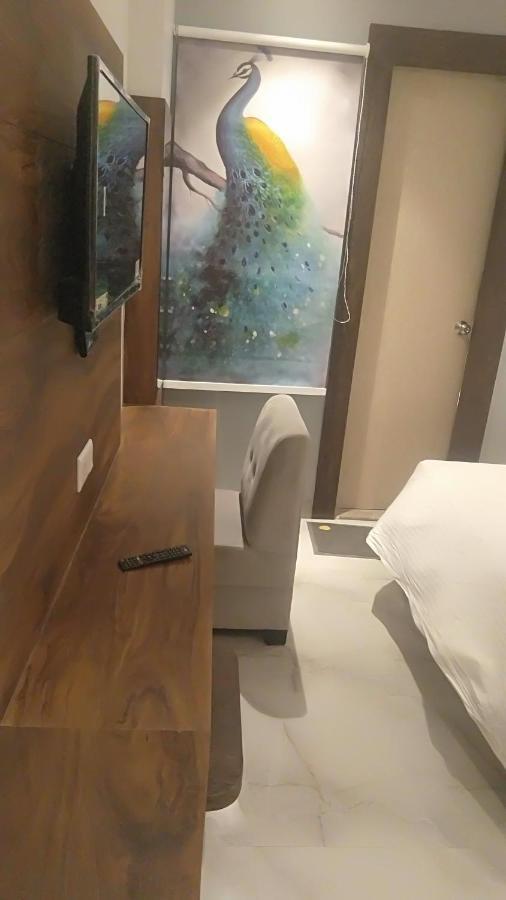 Hotel The Nilsa Új-Delhi Kültér fotó