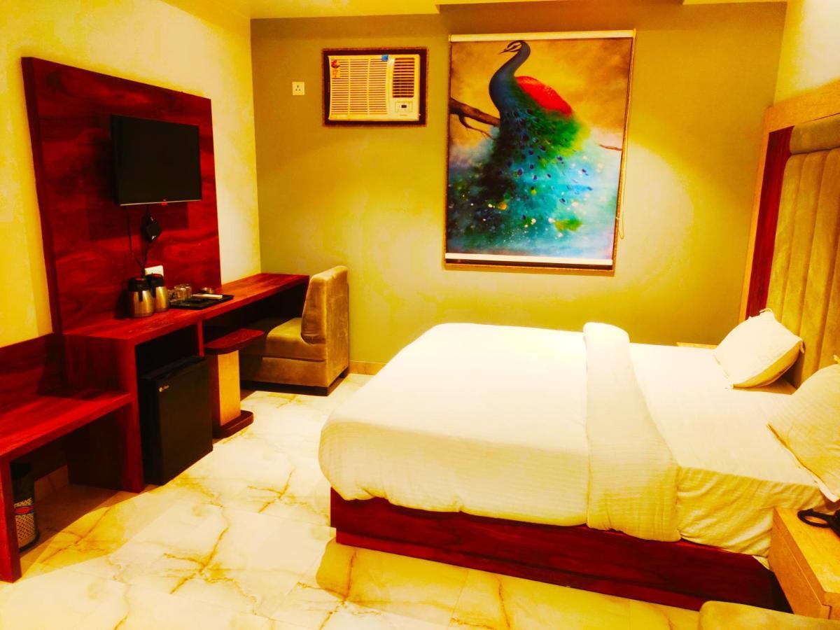 Hotel The Nilsa Új-Delhi Kültér fotó